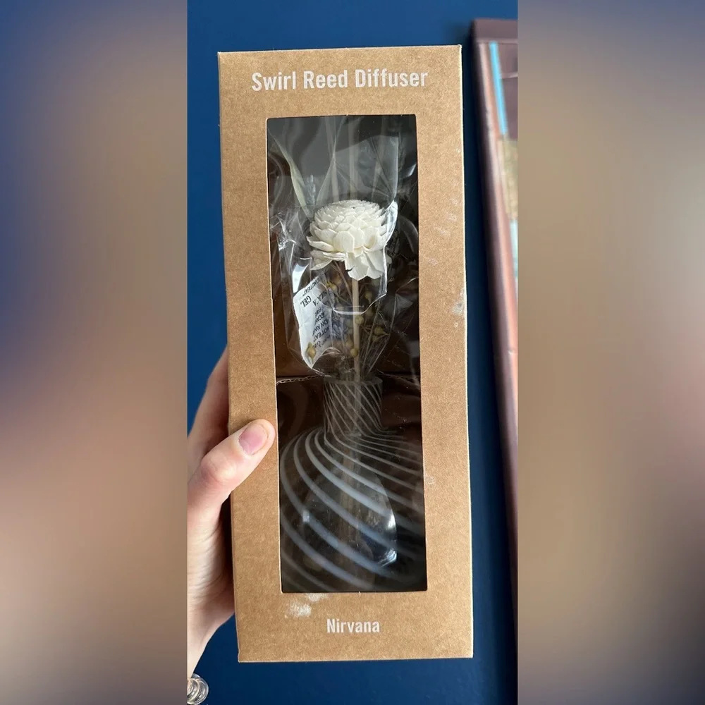 Urban Outfitters Home Swirl Reed Diffuser in Nirvana  NEW